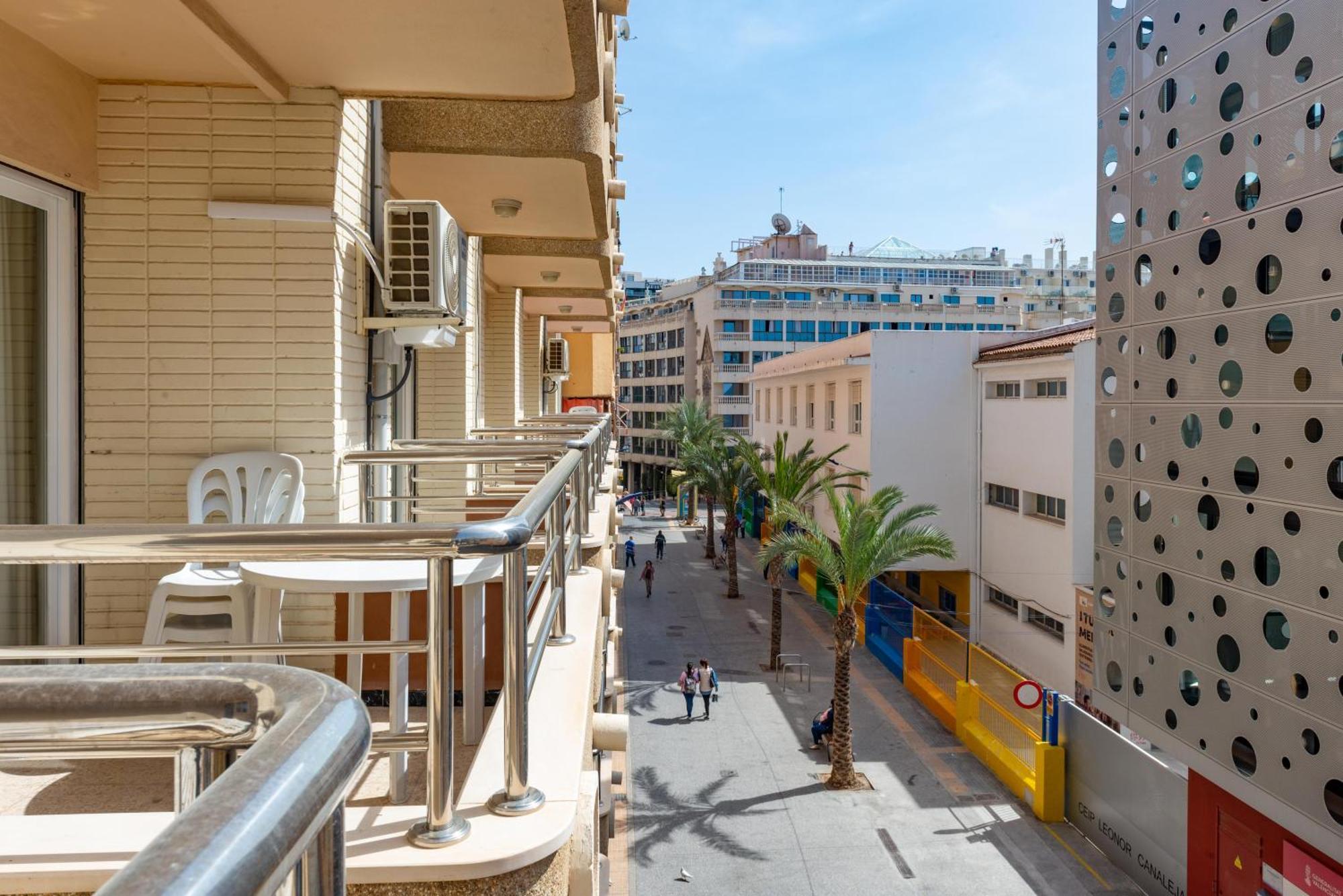 Apartamentos Maja Benidorm Dış mekan fotoğraf