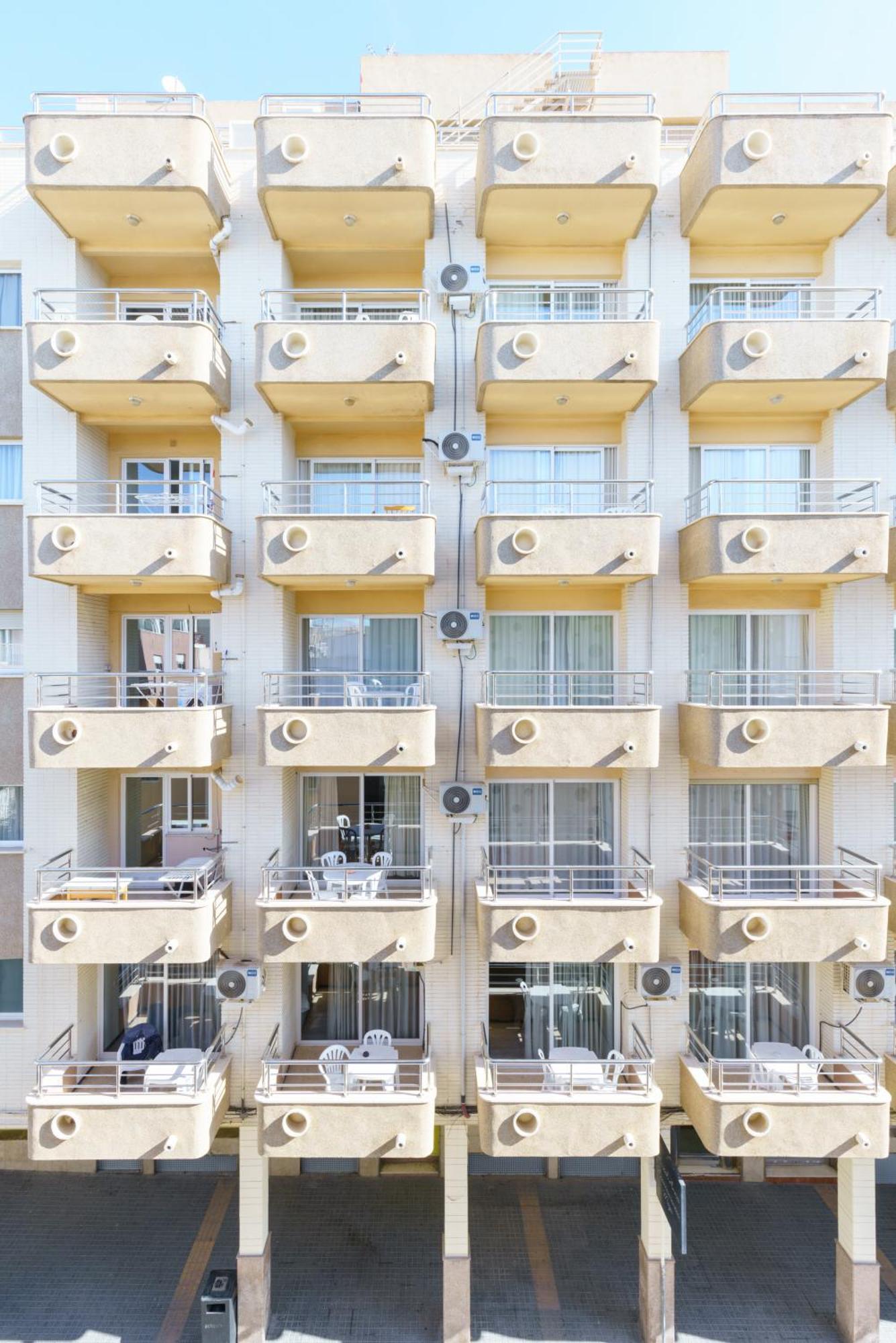 Apartamentos Maja Benidorm Dış mekan fotoğraf